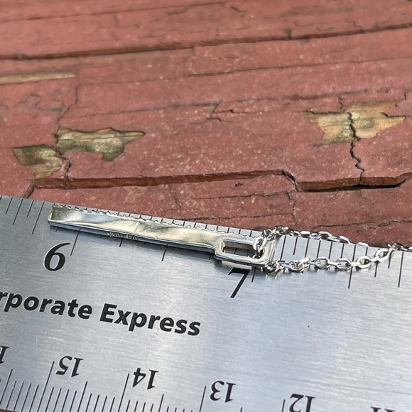 Solid 14k White Gold and Natural Diamond Linear Bar or Stick Pendant - Picture 3 of 6